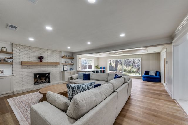 4316 Springbranch Drive, Benbrook, TX 76116