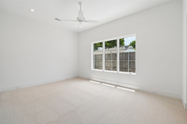 6923 Robin Road, Dallas, TX 75209