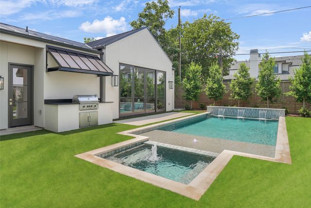 6923 Robin Road, Dallas, TX 75209