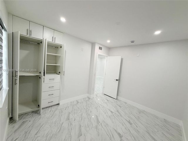 3390 NW 50th St 3390, Miami, FL 33142