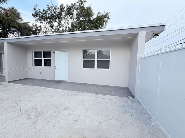 3390 NW 50th St 3390, Miami, FL 33142