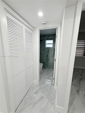 3390 NW 50th St 3390, Miami, FL 33142
