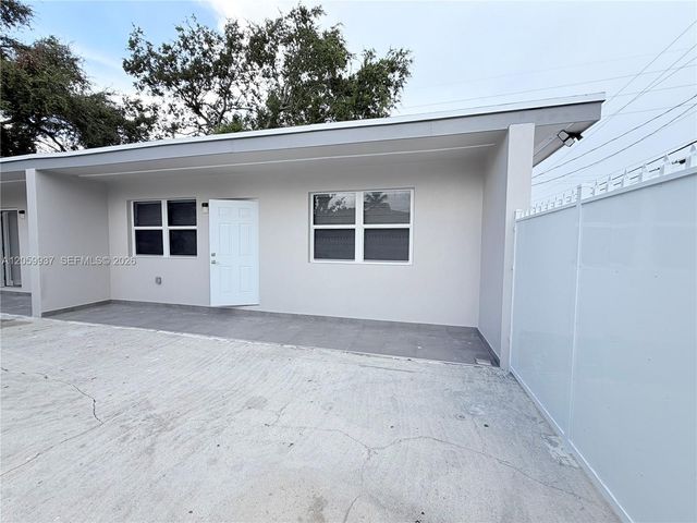 3390 NW 50th St 3390, Miami, FL 33142