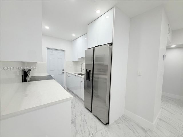 3390 NW 50th St 3390, Miami, FL 33142