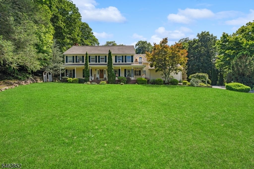 8 Alpine Ridge Rd, West Milford Twp., NJ 07480 — exterior
