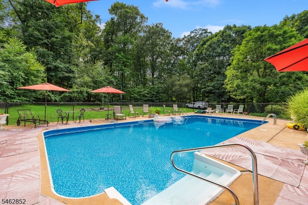 8 Alpine Ridge Rd, West Milford Twp., NJ 07480 — photo 5