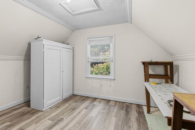 6353 Bolling Brook LN, Gloucester, VA 23061