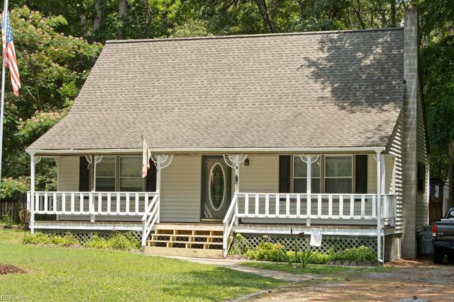 6353 Bolling Brook LN, Gloucester, VA 23061