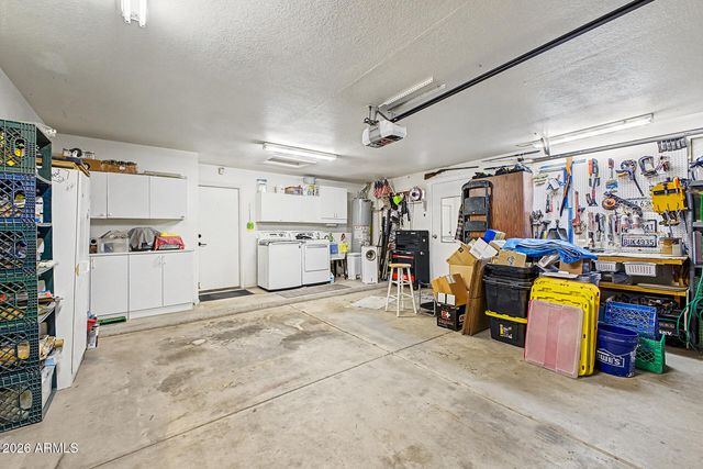 8661 E CRESCENT Avenue, Mesa, AZ 85208