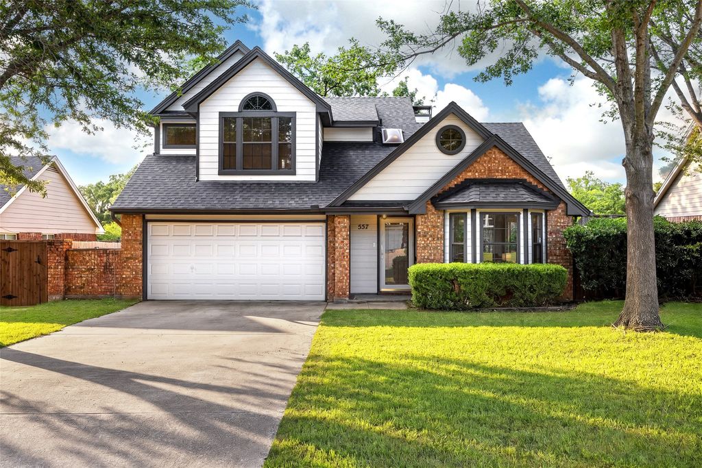 557 Dove Creek Circle, Grapevine, TX 76051