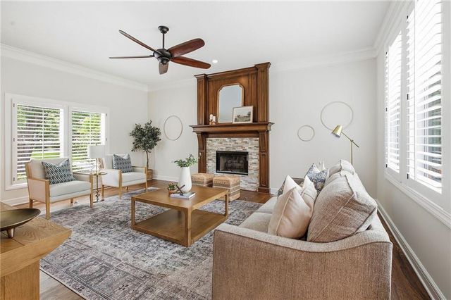 5204 W 157th Street, Overland Park, KS 66224