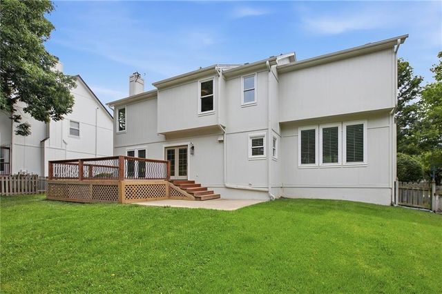 5204 W 157th Street, Overland Park, KS 66224