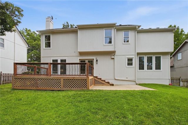 5204 W 157th Street, Overland Park, KS 66224