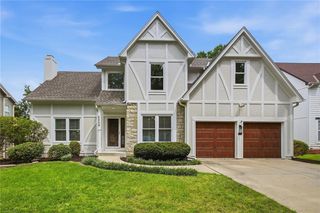5204 W 157th Street, Overland Park, KS 66224