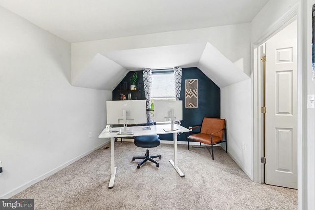 2105 DEVON LN, Pennsburg, PA 18073