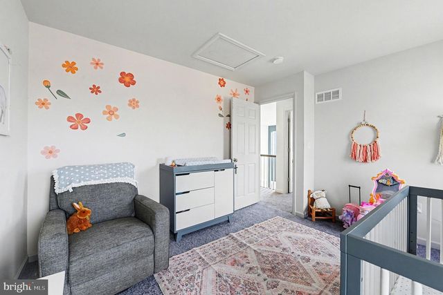 2105 DEVON LN, Pennsburg, PA 18073