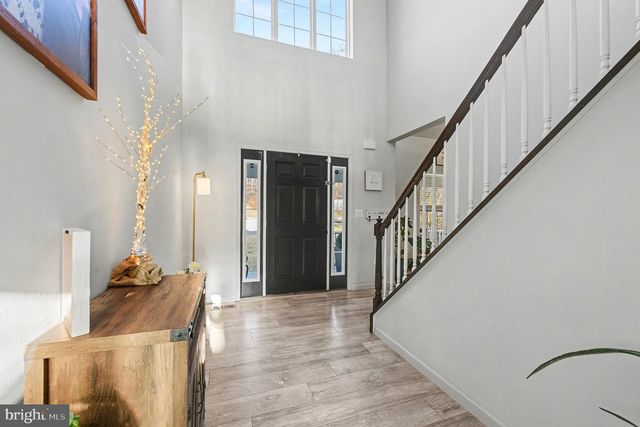 2105 DEVON LN, Pennsburg, PA 18073