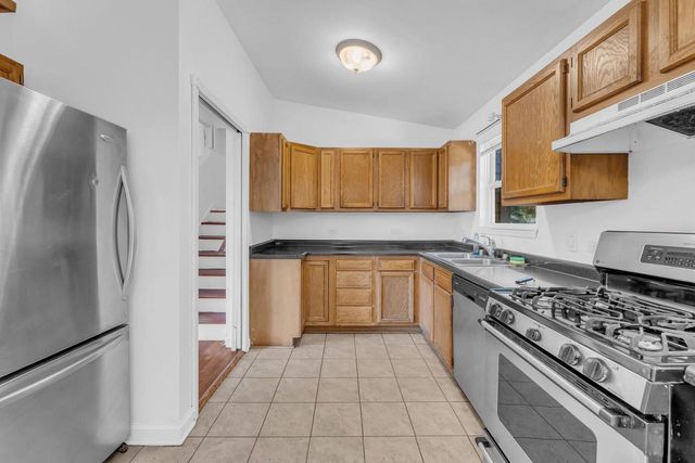 8527 222nd AVENUE, Salem, WI 53168