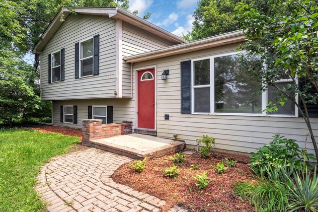 8527 222nd AVENUE, Salem, WI 53168