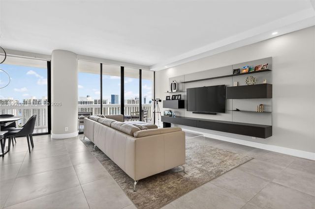 1000 Island Boulevard 3107, Aventura, FL 33160