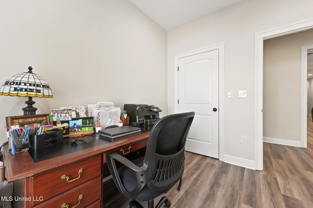 471 Cove Drive, Biloxi, MS 39531