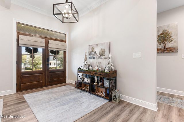 471 Cove Drive, Biloxi, MS 39531