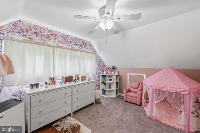 44 QUICKSET RD, Levittown, PA 19057