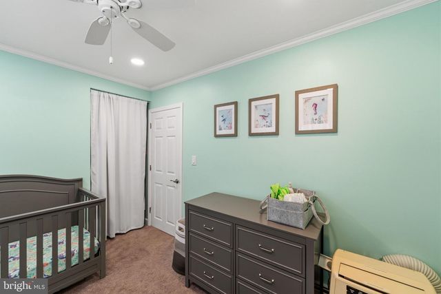 44 QUICKSET RD, Levittown, PA 19057