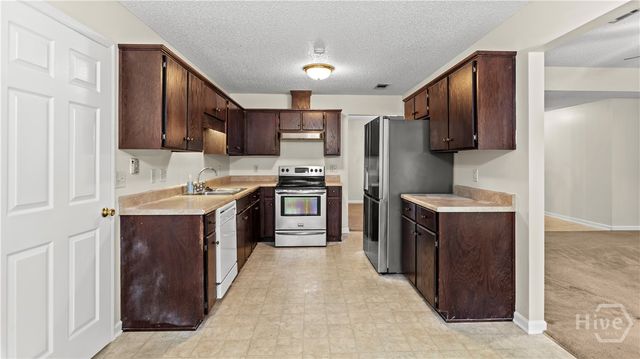 1010 Canton Court, Hinesville, GA 31313