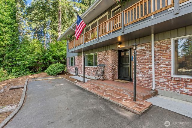 2342 E Lynnwood Drive, Longview, WA 98632