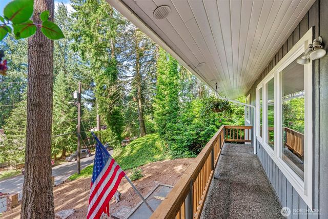 2342 E Lynnwood Drive, Longview, WA 98632