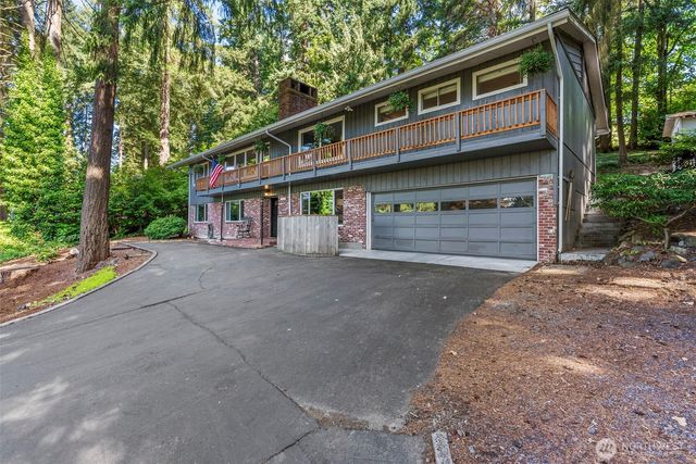 2342 E Lynnwood Drive, Longview, WA 98632