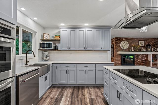 2342 E Lynnwood Drive, Longview, WA 98632