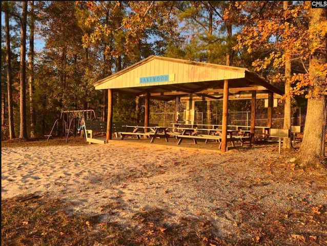 132 Pembroke Lane, Chapin, SC 29036