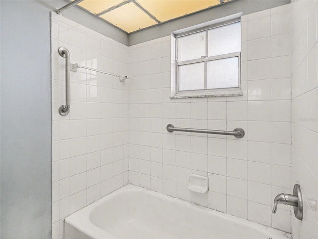 4516 3RD STREET CIRCLE W 333, Bradenton, FL 34207