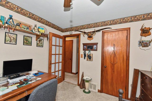 1523 E Tripoli AVENUE, Milwaukee, WI 53207