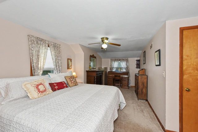 1523 E Tripoli AVENUE, Milwaukee, WI 53207