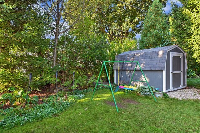 1523 E Tripoli AVENUE, Milwaukee, WI 53207