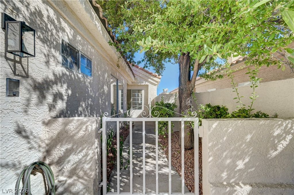 7932 Ben Hogan Drive, Las Vegas, NV 89149 — photo 3