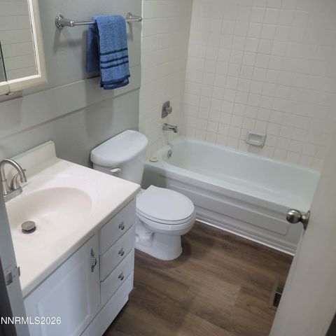 1281 W Newlands Drive, Fernley, NV 89408
