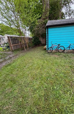 3201 Montana Avenue, Flint, MI 48506