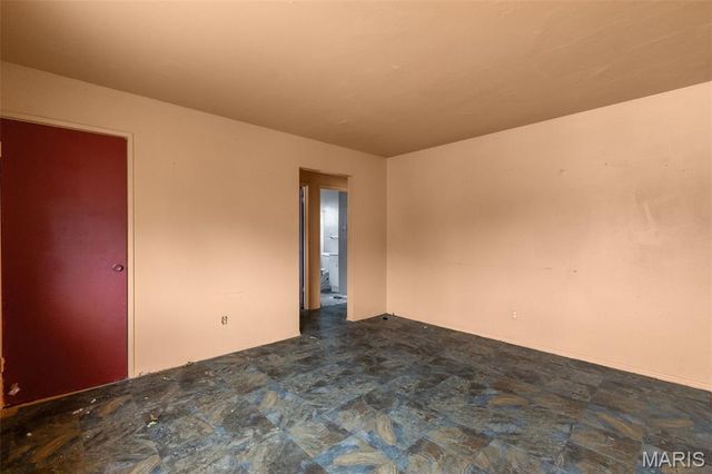 2152 Erick Avenue, St Louis, MO 63121