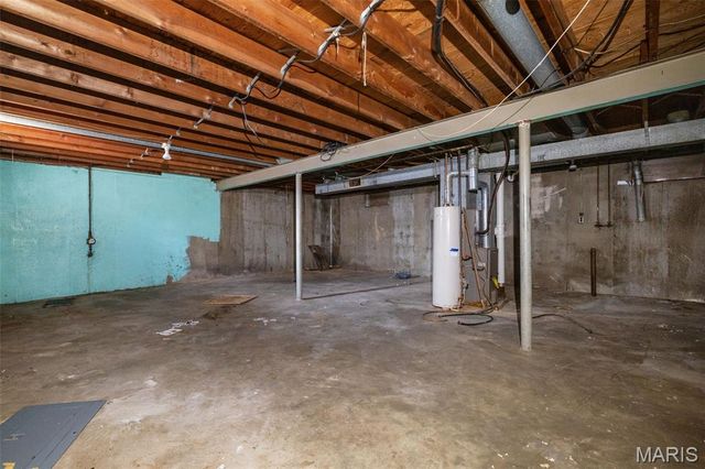 2152 Erick Avenue, St Louis, MO 63121