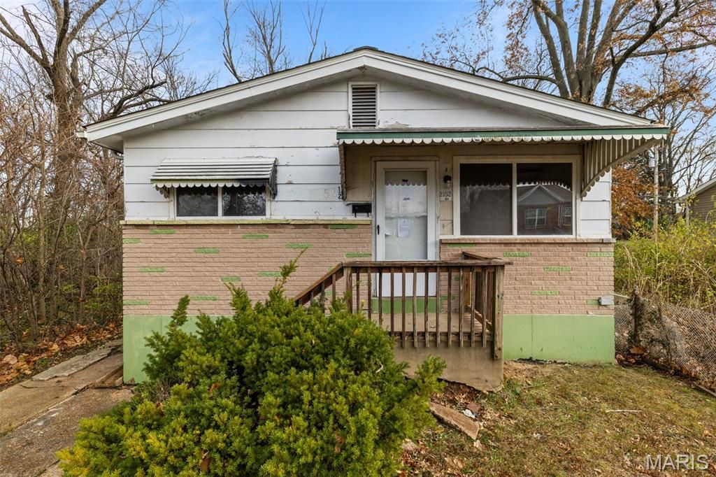 2152 Erick Avenue, St Louis, MO 63121