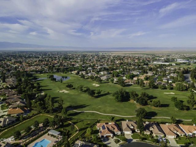 9910 Timeless Rose Court, Bakersfield, CA 93311