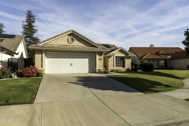 9910 Timeless Rose Court, Bakersfield, CA 93311