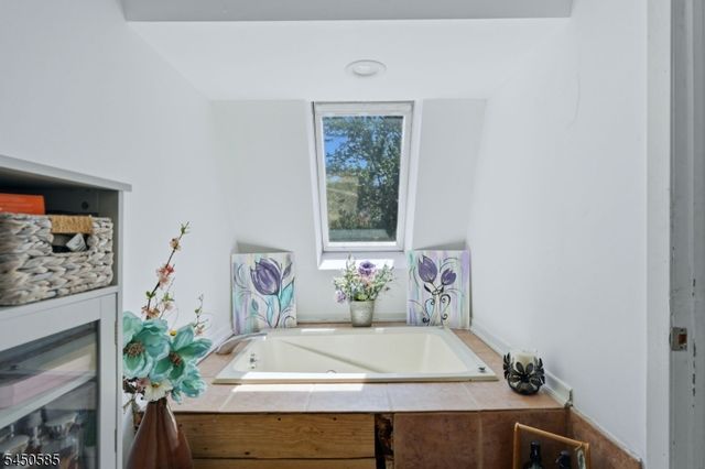 7 Arcata Pl, Ringwood Boro, NJ 07456