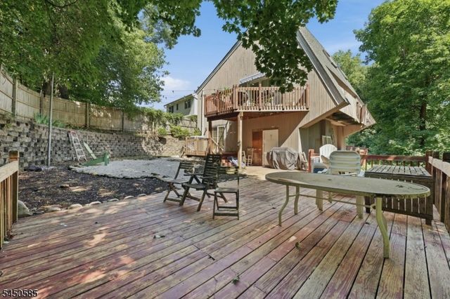 7 Arcata Pl, Ringwood Boro, NJ 07456