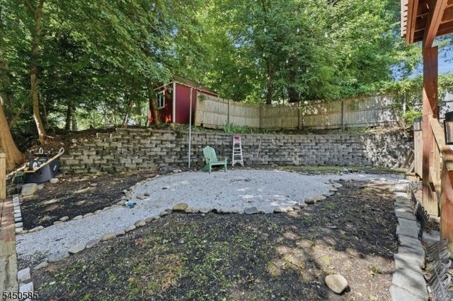 7 Arcata Pl, Ringwood Boro, NJ 07456