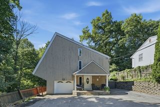 7 Arcata Pl, Ringwood Boro, NJ 07456